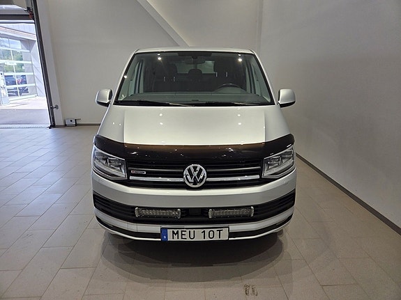 Volkswagen Transporter 2 of 5