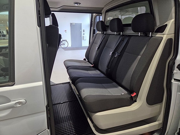 Volkswagen Transporter 7 of 11