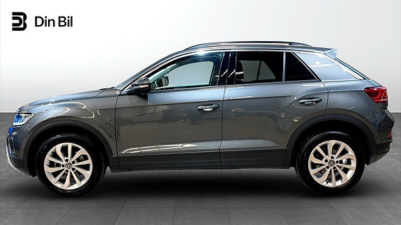 Volkswagen T-Roc 2 of 19