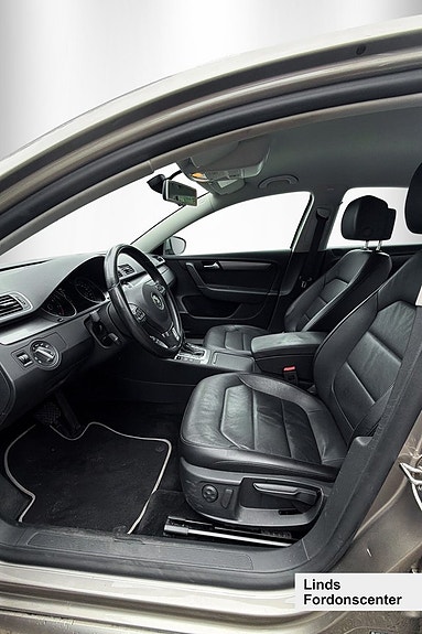Volkswagen Passat 5 of 6