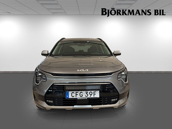 Kia Niro 2 of 14
