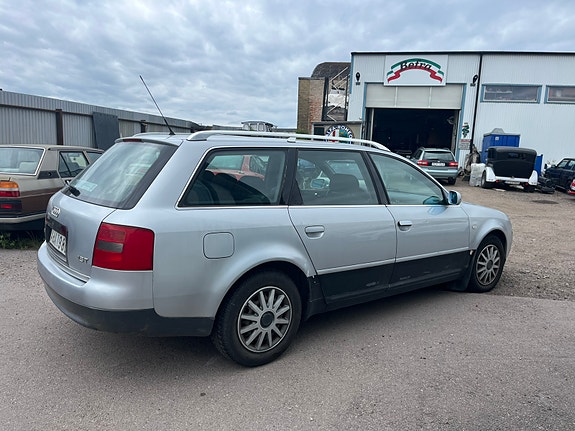 Audi A6 6 of 6
