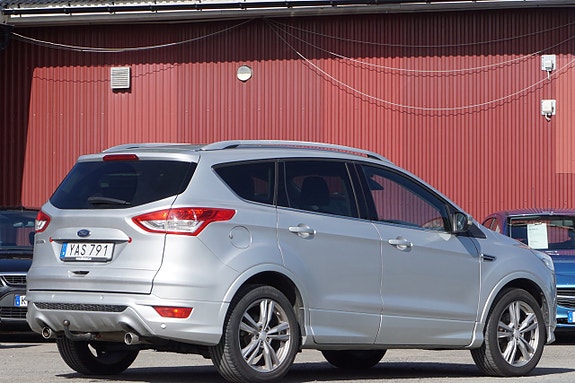 Ford Kuga 17 of 21