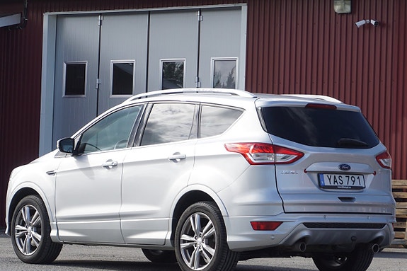 Ford Kuga 3 of 5