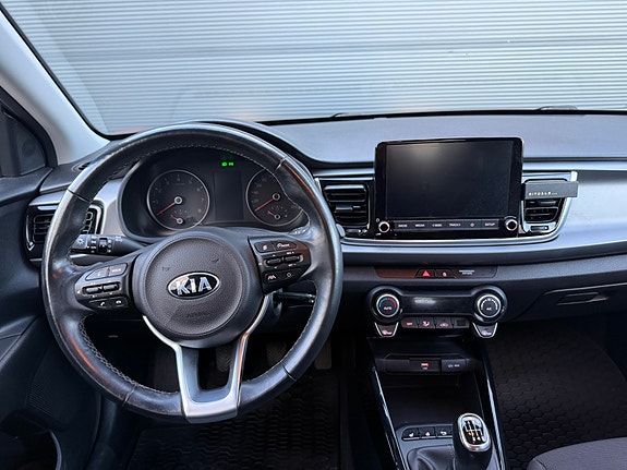 Kia Rio 5 of 9