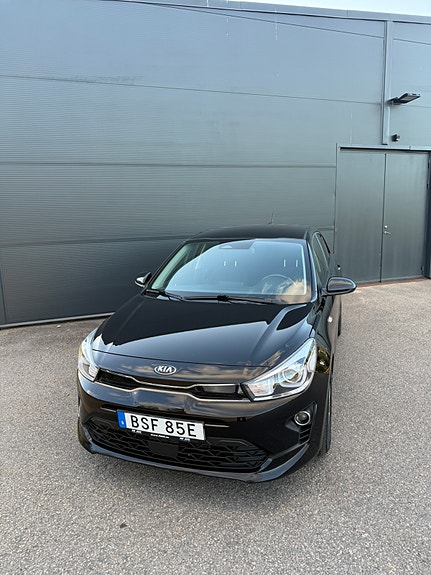 Kia Rio 3 of 9