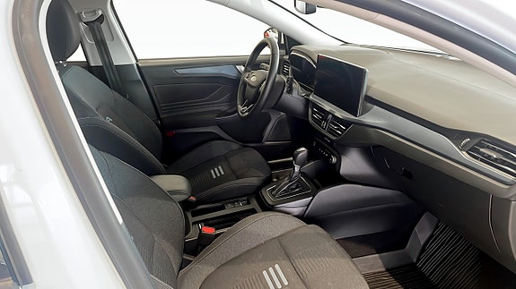 Ford Focus 3 of 5