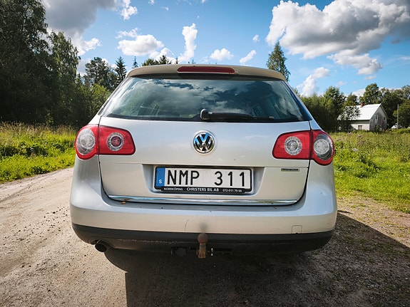 Volkswagen Passat 5 of 5