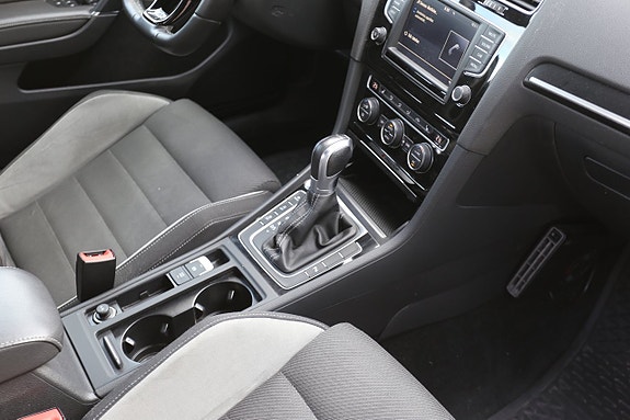 Volkswagen Golf I 13 of 17