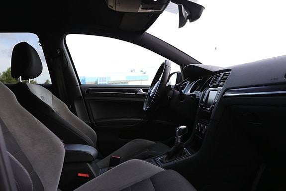 Volkswagen Golf I 14 of 17