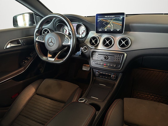 Mercedes-Benz CLA220 d 16 of 23