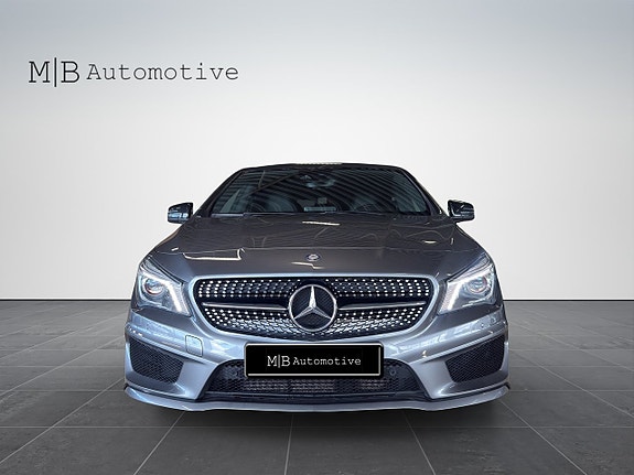 Mercedes-Benz CLA220 d 2 of 5