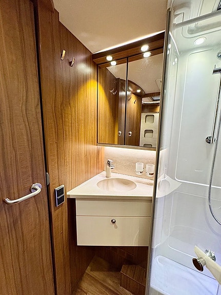 Hymer 798 Premium Line 50-ED EP-Stödben ALDE Inverter Solpanel Ax2 Automat Last:1363 20 of 30