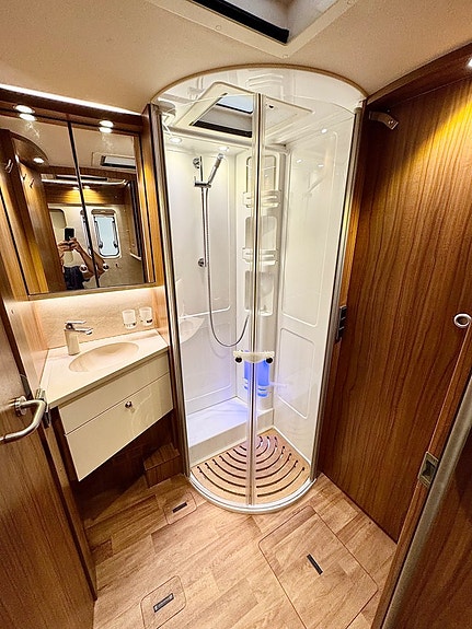 Hymer 798 Premium Line 50-ED EP-Stödben ALDE Inverter Solpanel Ax2 Automat Last:1363 22 of 30