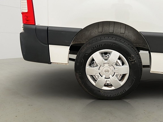 Nissan NV400 30 of 30