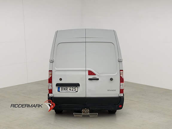 Nissan NV400 9 of 30
