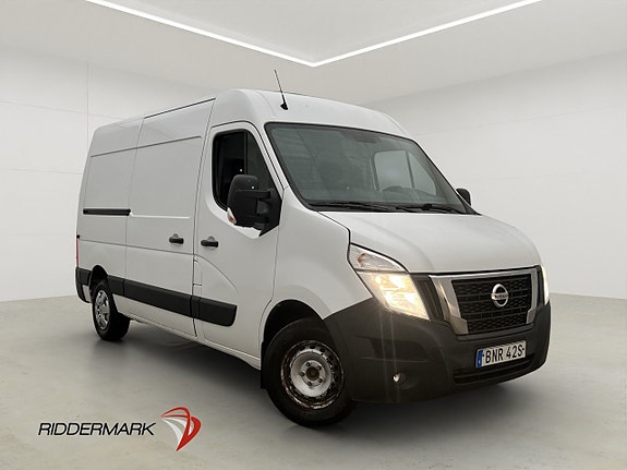 Nissan NV400 3 of 30