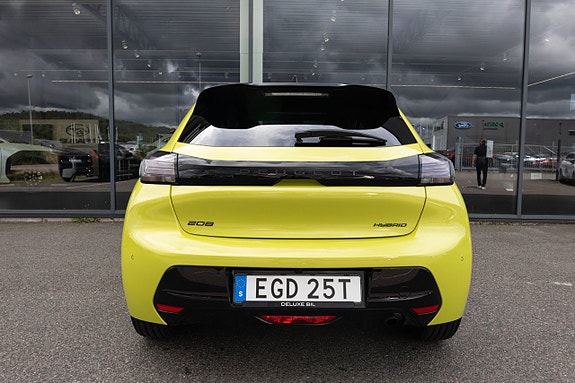 Peugeot 208 5 of 5