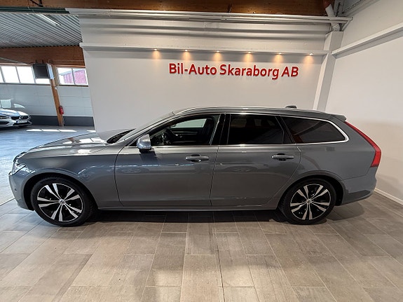 Volvo V90 3 of 5