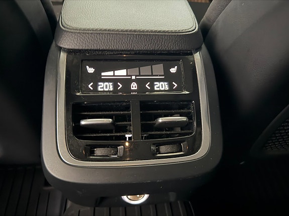 Volvo V90 14 of 24