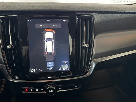 Volvo V90 22 of 24