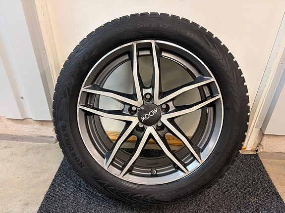 Mercedes-Benz E220 18 of 18