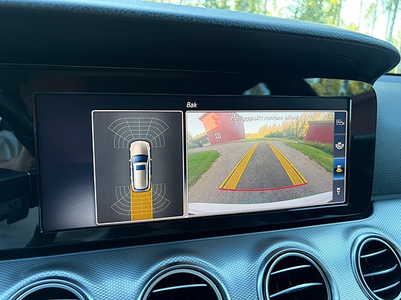 Mercedes-Benz E220 14 of 15