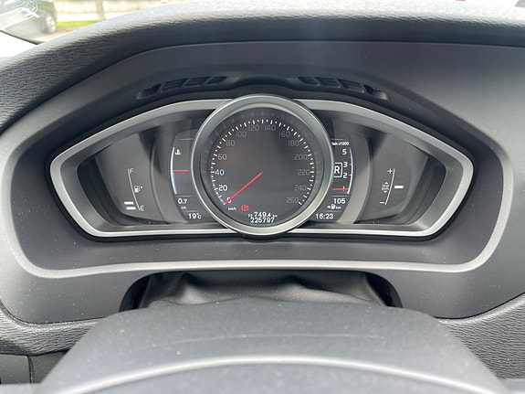 Volvo V40 7 of 7