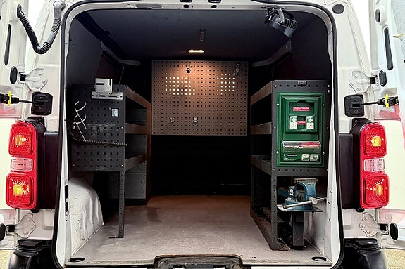 Peugeot Expert 13 of 29