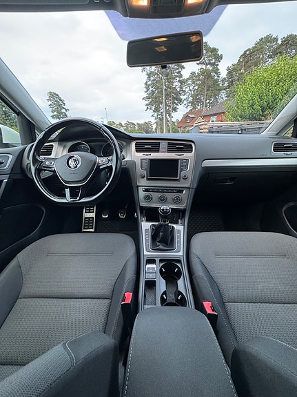 Volkswagen Golf VII 5 of 6