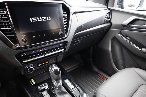 Isuzu D-max 10 of 14