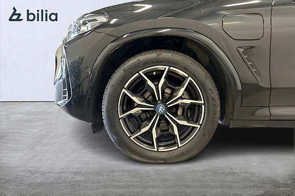 BMW X3 5 of 5