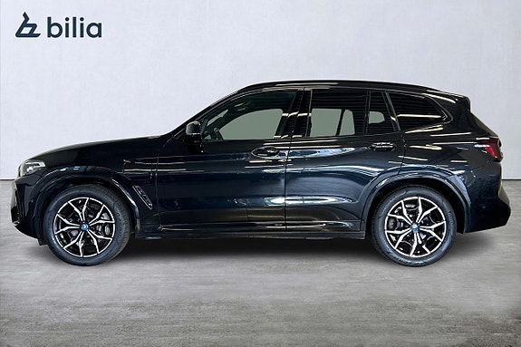 BMW X3 4 of 5