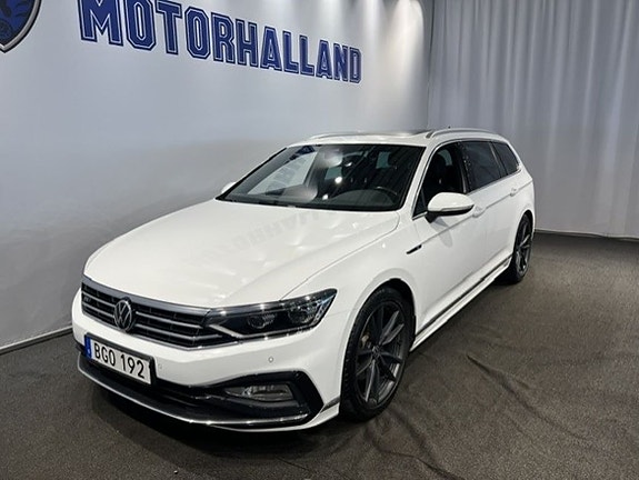 Volkswagen Passat 2 of 17