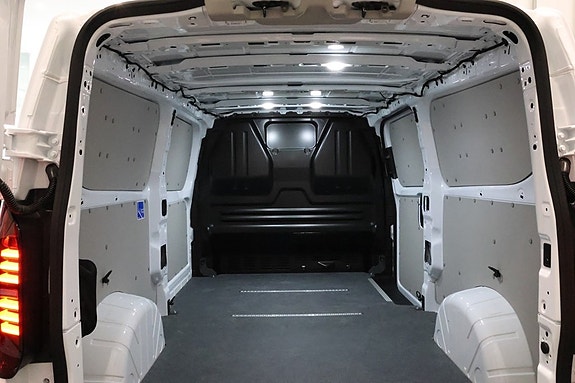 Volkswagen Transporter 4 of 17
