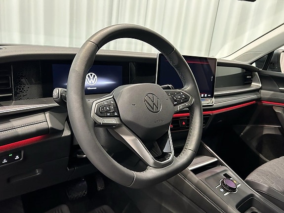 Volkswagen Tayron 10 of 15