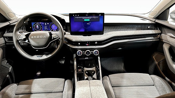 Skoda Superb 10 of 22