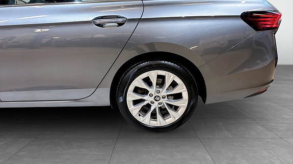 Skoda Superb 6 of 22