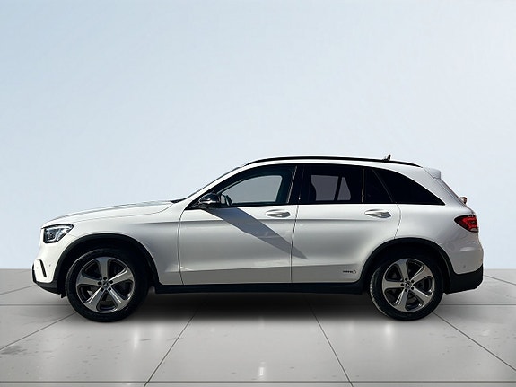 Mercedes-Benz GLC200 d 4 of 5