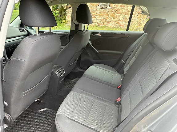 Volkswagen Golf VI 3 of 4