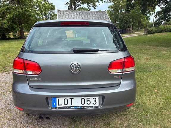 Volkswagen Golf VI 4 of 4