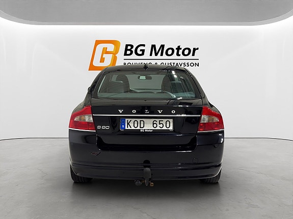 Volvo S80 5 of 5
