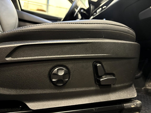 Alfa Romeo Stelvio 25 of 27