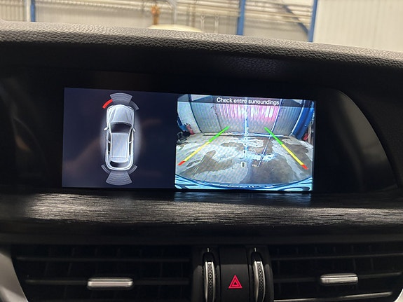 Alfa Romeo Stelvio 24 of 27