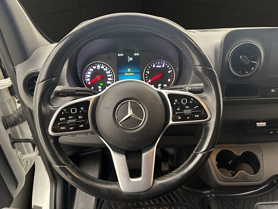 Mercedes-Benz Sprinter 317 16 of 29