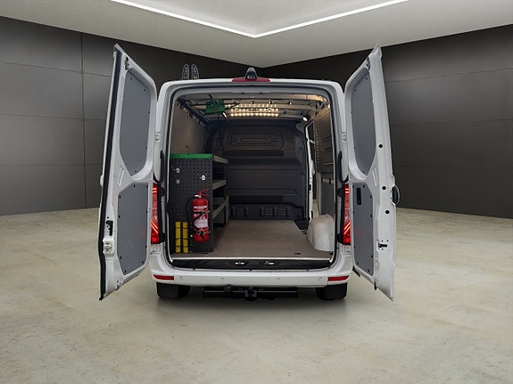 Mercedes-Benz Sprinter 317 12 of 29