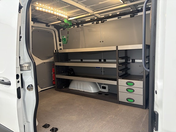 Mercedes-Benz Sprinter 317 13 of 29