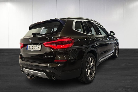 BMW X3 4 of 5