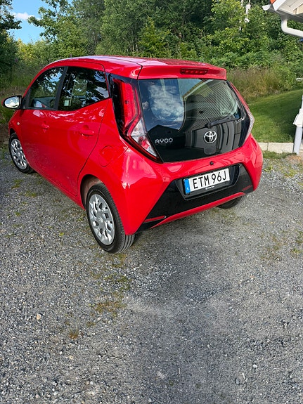 Toyota Aygo 4 of 5