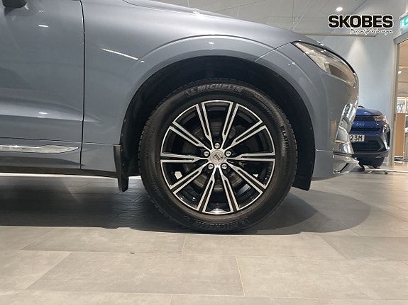 Volvo XC60 17 of 19